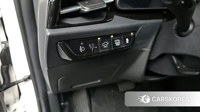 Kia Di Ol Nu Niro 2025 Белый из Кореи, фото 3