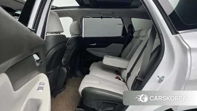 Hyundai The New Santa Fe 2021 Белый из Кореи, фото 3