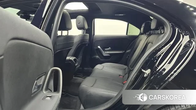 Mercedes-Benz A-Class W177 2021 Черный из Кореи, фото 3