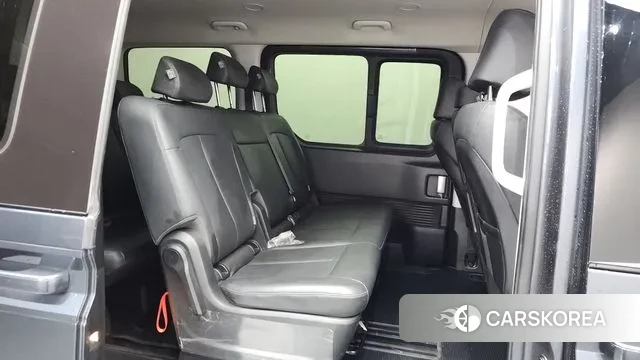 Hyundai Staria 2023 Серый из Кореи, фото 3