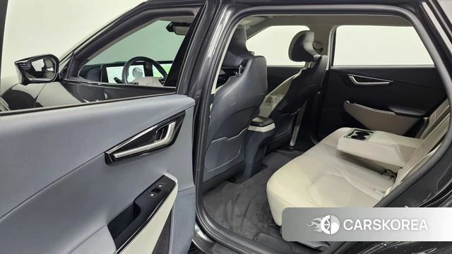 Kia EV6 2022 Серый из Кореи, фото 3