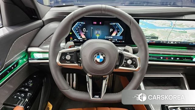 BMW 7 Series (G70) 2024 Черный из Кореи, фото 3