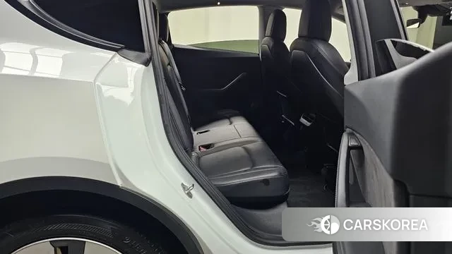 Tesla Model Y 2021 Белый из Кореи, фото 3