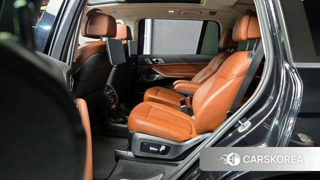 BMW X7 (G07) 2021 Серый из Кореи, фото 3