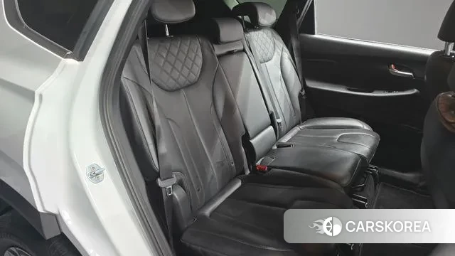 Hyundai The New Santa Fe 2022 Белый из Кореи, фото 3