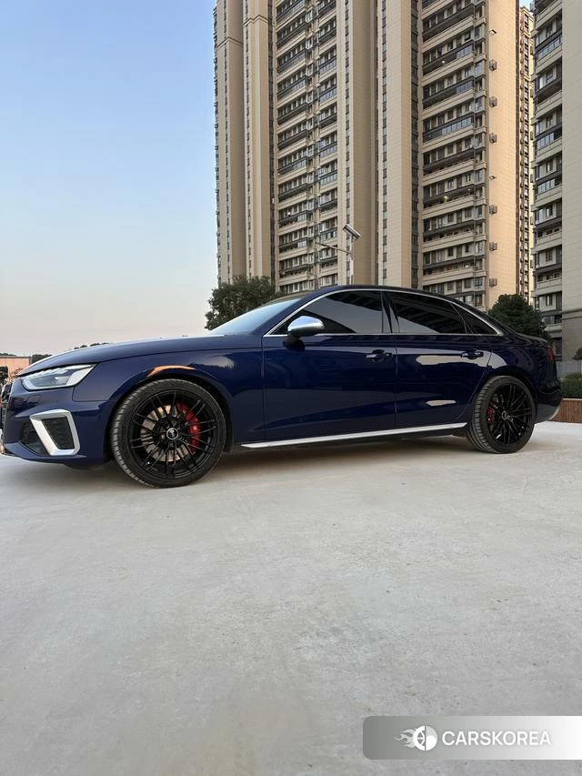 Audi S4 2022 Синий из Китая, фото 3