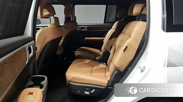 Hyundai Santa Fe (MX5) 2023 Белый из Кореи, фото 3