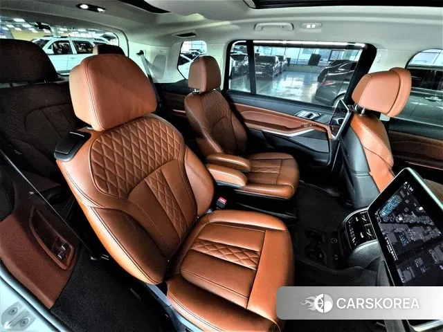 BMW X7 (G07) 2020 Белый из Кореи, фото 3