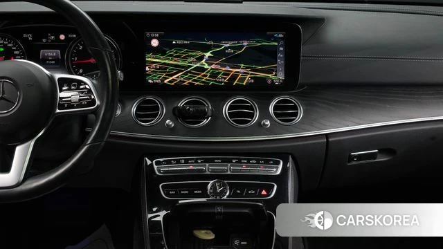 Mercedes-Benz E-Class W213 2020 Черный из Кореи, фото 3