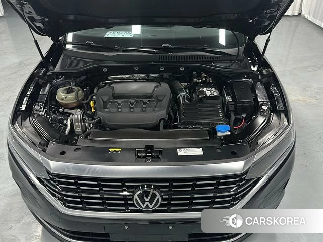 Volkswagen Passat 2024 Черный из Китая, фото 3
