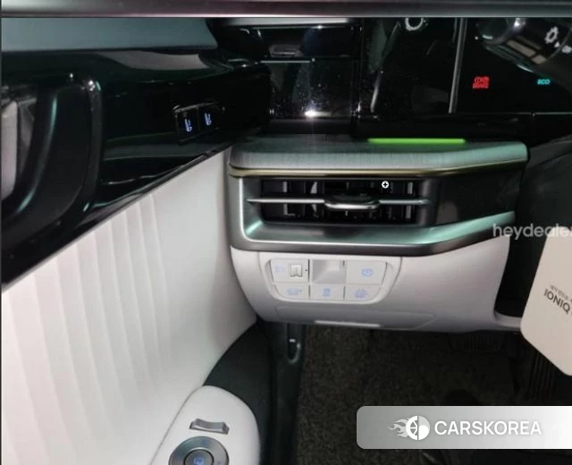 Hyundai Grandeur Hybrid (GN7) 2023 Белый из Кореи, фото 3