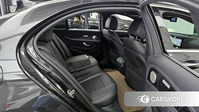 Mercedes-Benz E-Class W213 2020 Серый из Кореи, фото 3