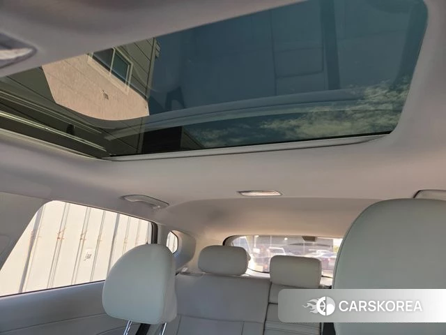 Hyundai Kona (SX2) 2024 Белый из Кореи, фото 3