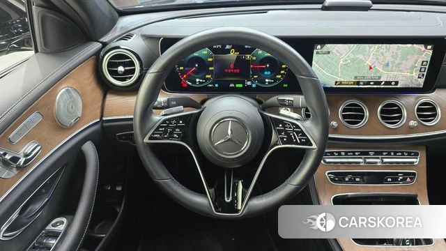 Mercedes-Benz E-Class W213 2021 Черный из Кореи, фото 3