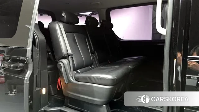 Hyundai Staria 2022 Черный из Кореи, фото 3