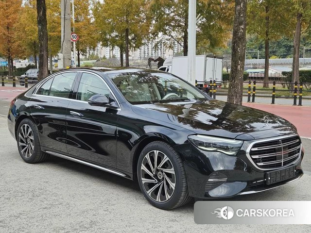 Mercedes-Benz E-Class W214 2025 Черный из Кореи, фото 3
