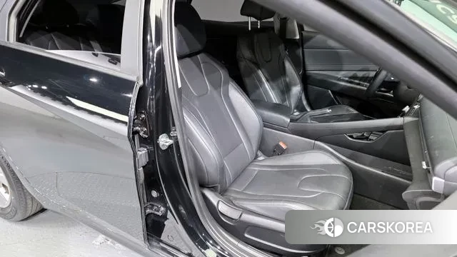 Hyundai Avante (CN7) 2020 Черный из Кореи, фото 3