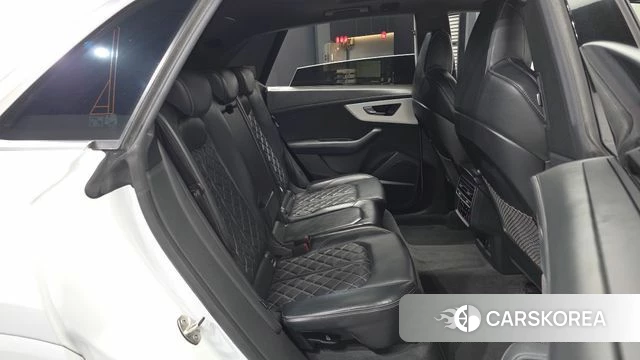 Audi Q8 (4M) 2022 Белый из Кореи, фото 3