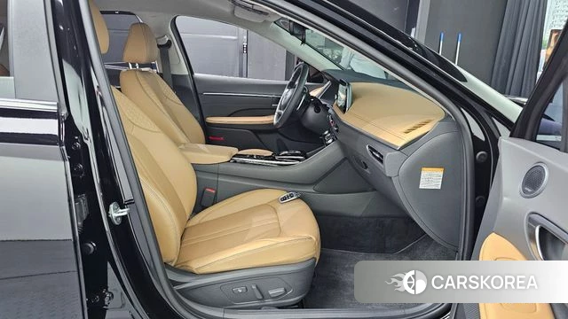 Hyundai Sonata Hybrid (DN8) 2021 Черный из Кореи, фото 3