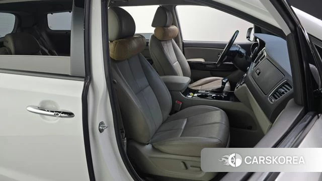 Kia The New Carnival 2019 Белый из Кореи, фото 3