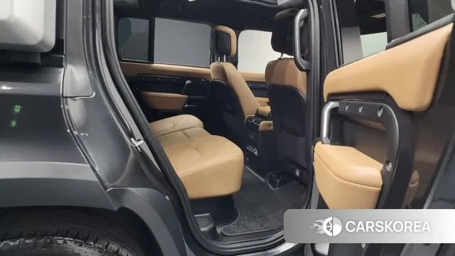 Land Rover Defender (L663) 2025 Серый из Кореи, фото 3