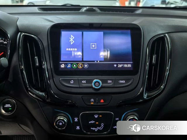 Chevrolet Explorer 2025 Серебристо-серый из Китая, фото 3