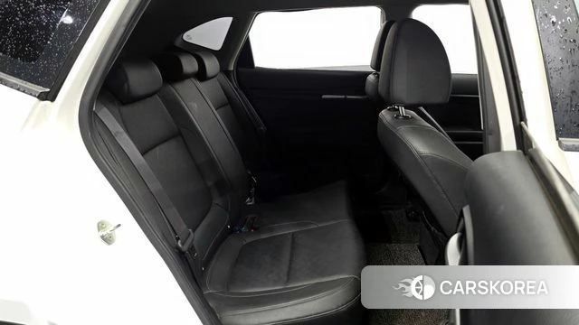 Kia Seltos 2022 Белый из Кореи, фото 3