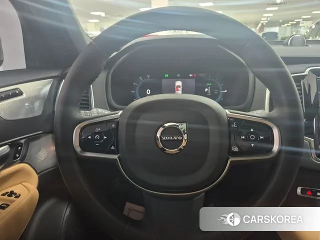 Volvo XC90 second Generation 2024 Белый из Кореи, фото 3