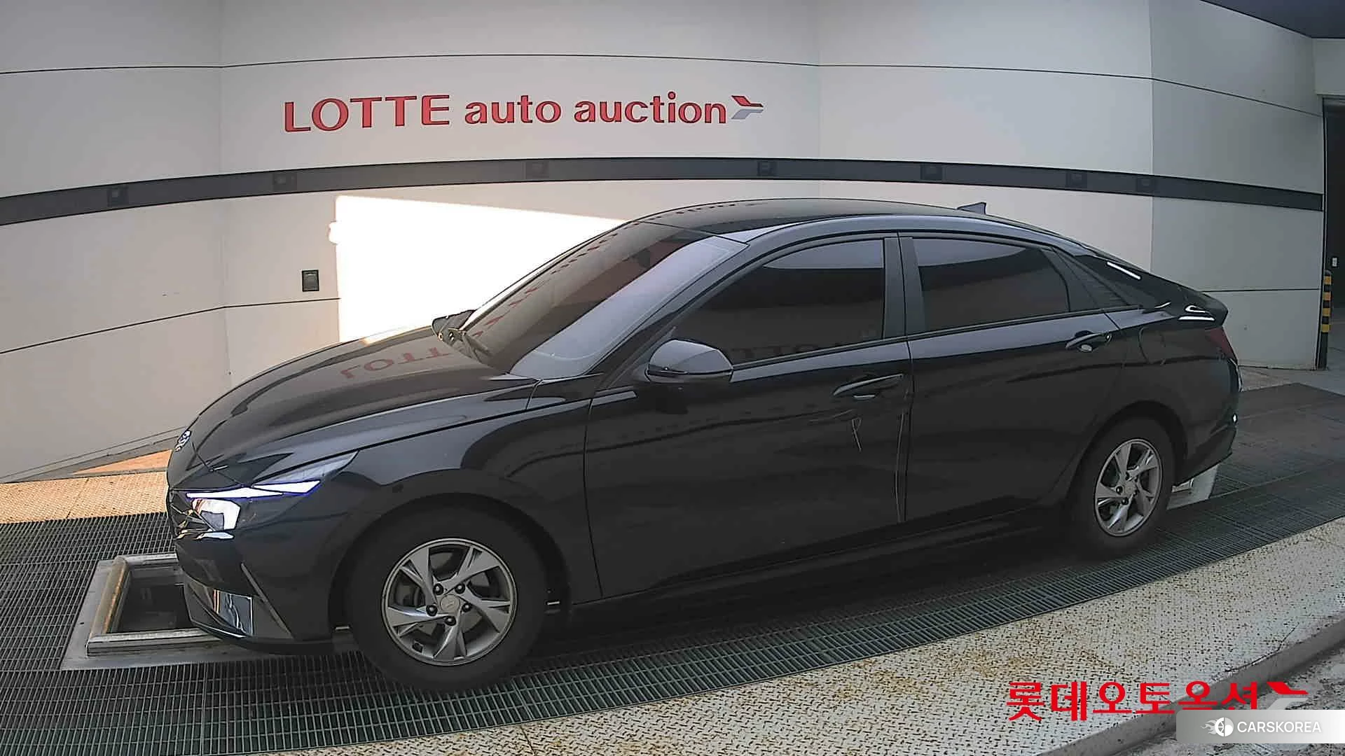 Hyundai Avante 2021 Phantom Black из Кореи, фото 3