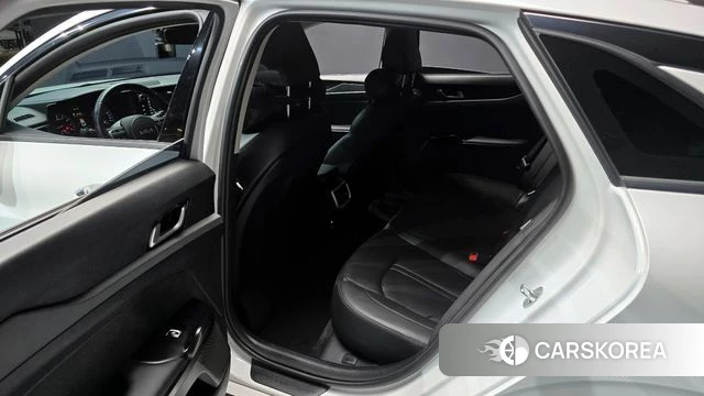 Kia K5 3rd generation 2023 Белый из Кореи, фото 3