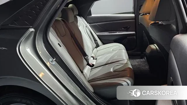 Hyundai The New Avante (CN7) 2024 Серый из Кореи, фото 3