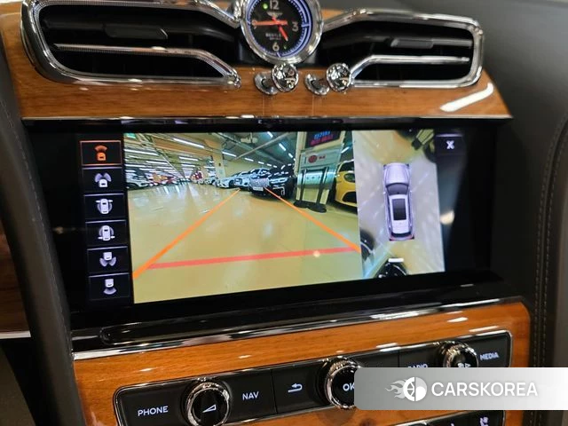 Bentley Bentayga 2021 Серый из Кореи, фото 3