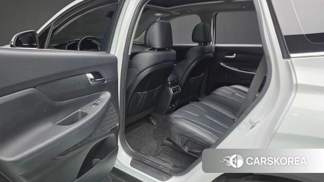 Hyundai The New Santa Fe 2021 Белый из Кореи, фото 3