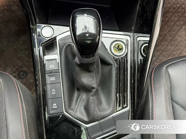 Volkswagen Tanyue 2022 Белый из Китая, фото 3