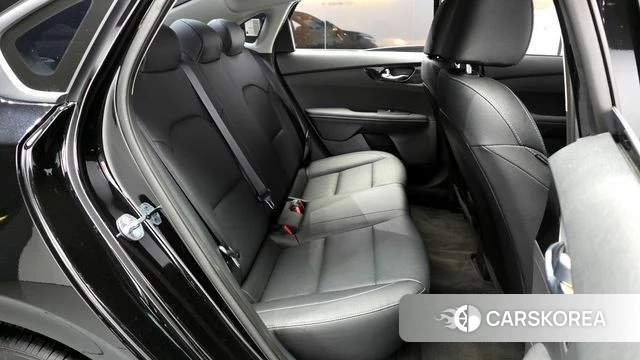 Kia The New K3 2nd generation 2023 Черный из Кореи, фото 3