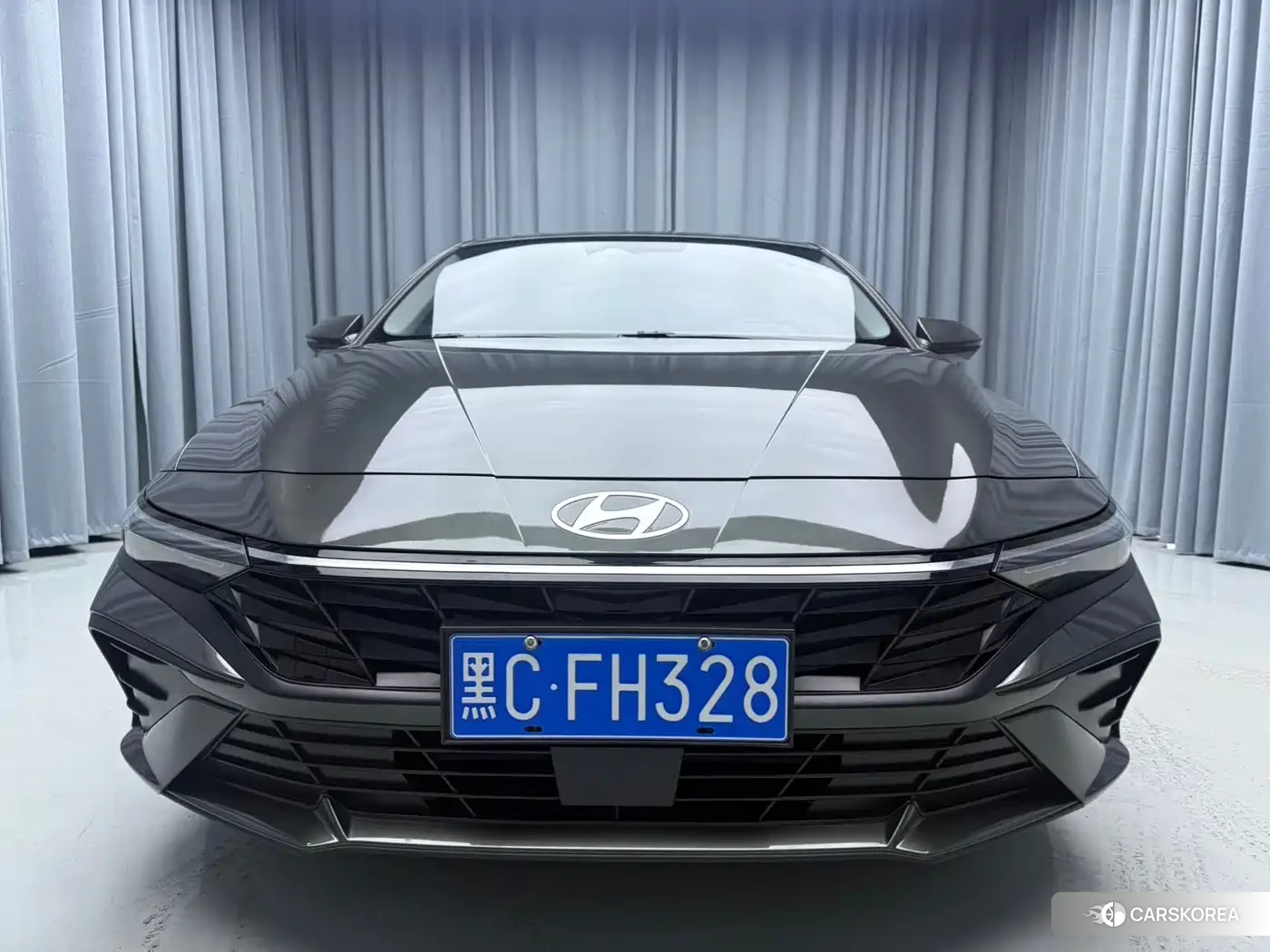 Hyundai Elantra 2023 Зеленый из Китая, фото 3