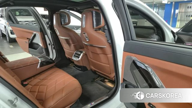 BMW 7 Series (G70) 2026 Белый из Кореи, фото 3