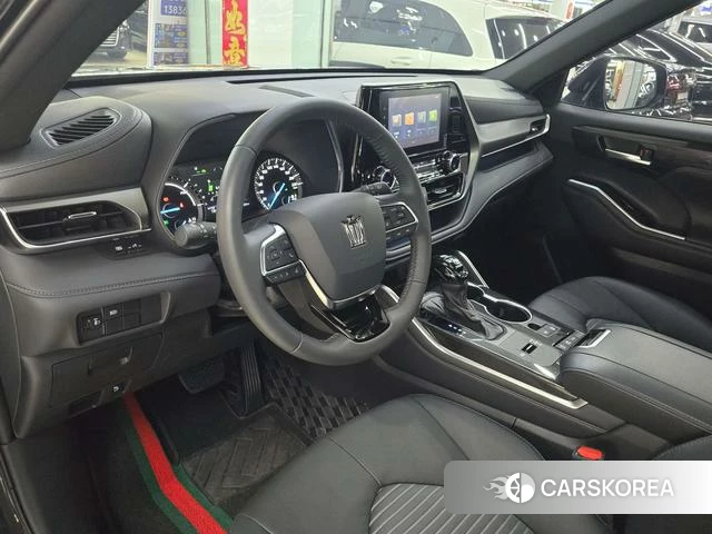 Toyota Crown Lufang 2024 Черный из Китая, фото 3
