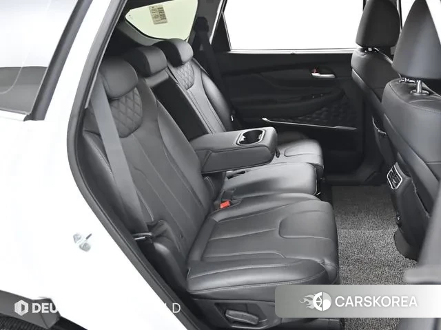 Hyundai The New Santa Fe 2022 Белый из Кореи, фото 3