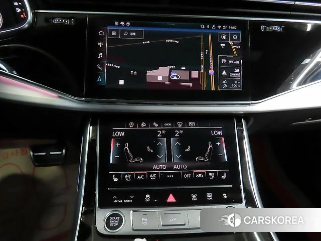 Audi Q8 (4M) 2025 Серый из Кореи, фото 3