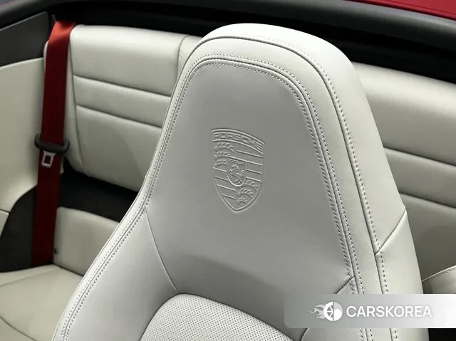 Porsche 911(992) 2024 Серебряный из Кореи, фото 3