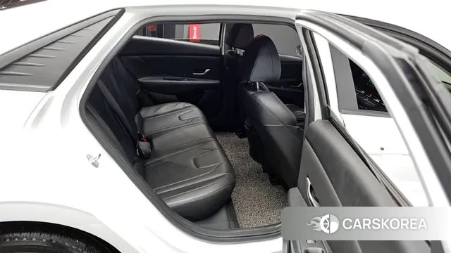 Hyundai Avante (CN7) 2021 Белый из Кореи, фото 3