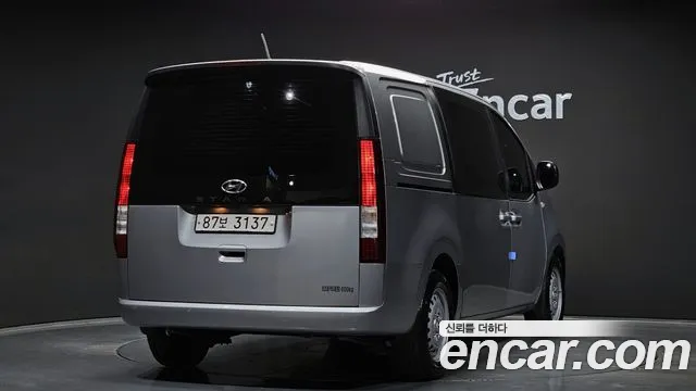 Hyundai Staria 2021 Серебряный из Кореи, фото 3