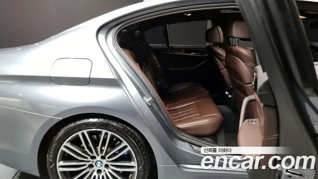 BMW 5 Series (G30) id 2507984 из Кореи 3