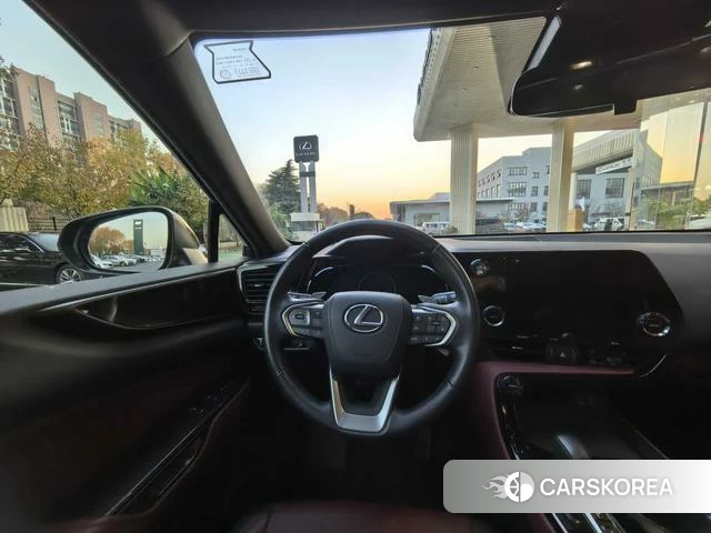 Lexus NX 2023 Черный из Китая, фото 3