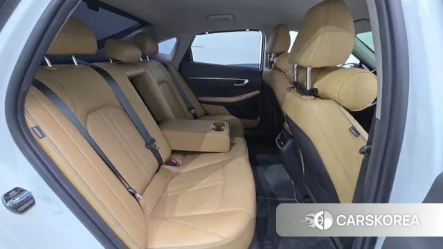 Hyundai Sonata (DN8) 2021 Белый из Кореи, фото 3