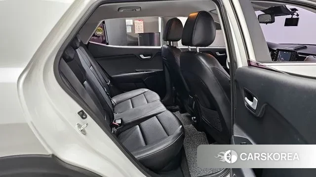 Kia Stonic 2018 Белый из Кореи, фото 3