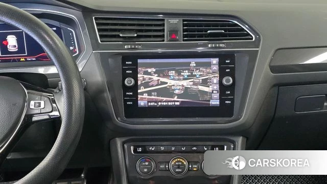Volkswagen Tiguan Allspace 2020 Черный из Кореи, фото 3