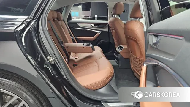 Audi A6 (C8) 2021 Черный из Кореи, фото 3