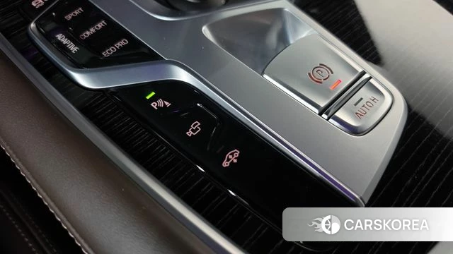 BMW 7 Series (G11) 2022 Белый из Кореи, фото 3